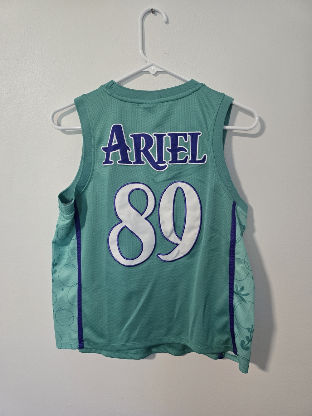 Disney The Little Mermaid Ariel Embroidered Women's Cropped Basketball Jersey - Picture 2 of 5
